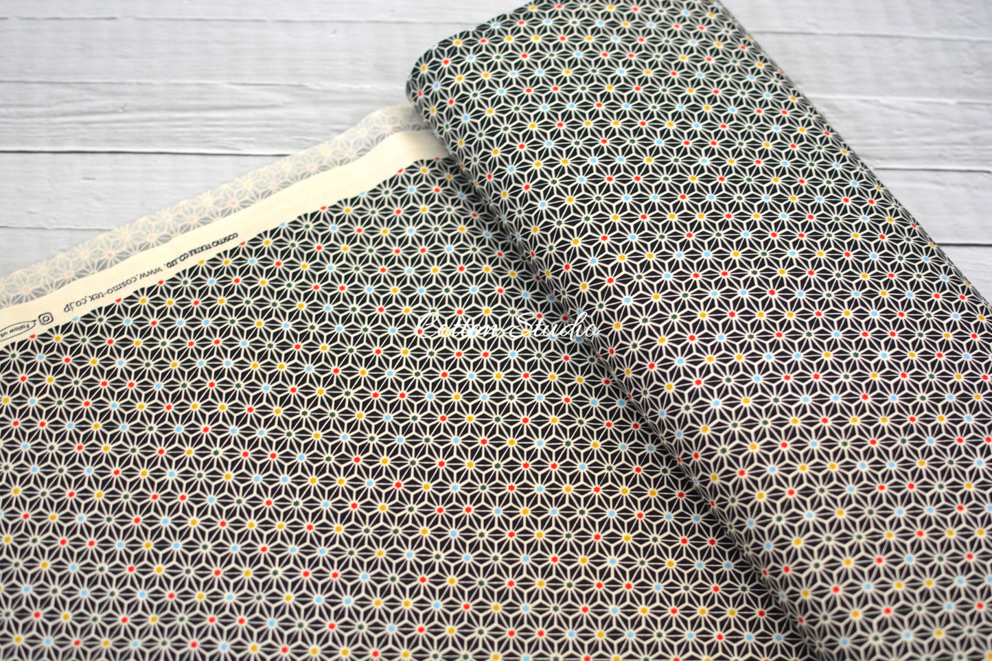 Iroha Komon Asanoha Hemp Flowers Kimono Black Cosmo