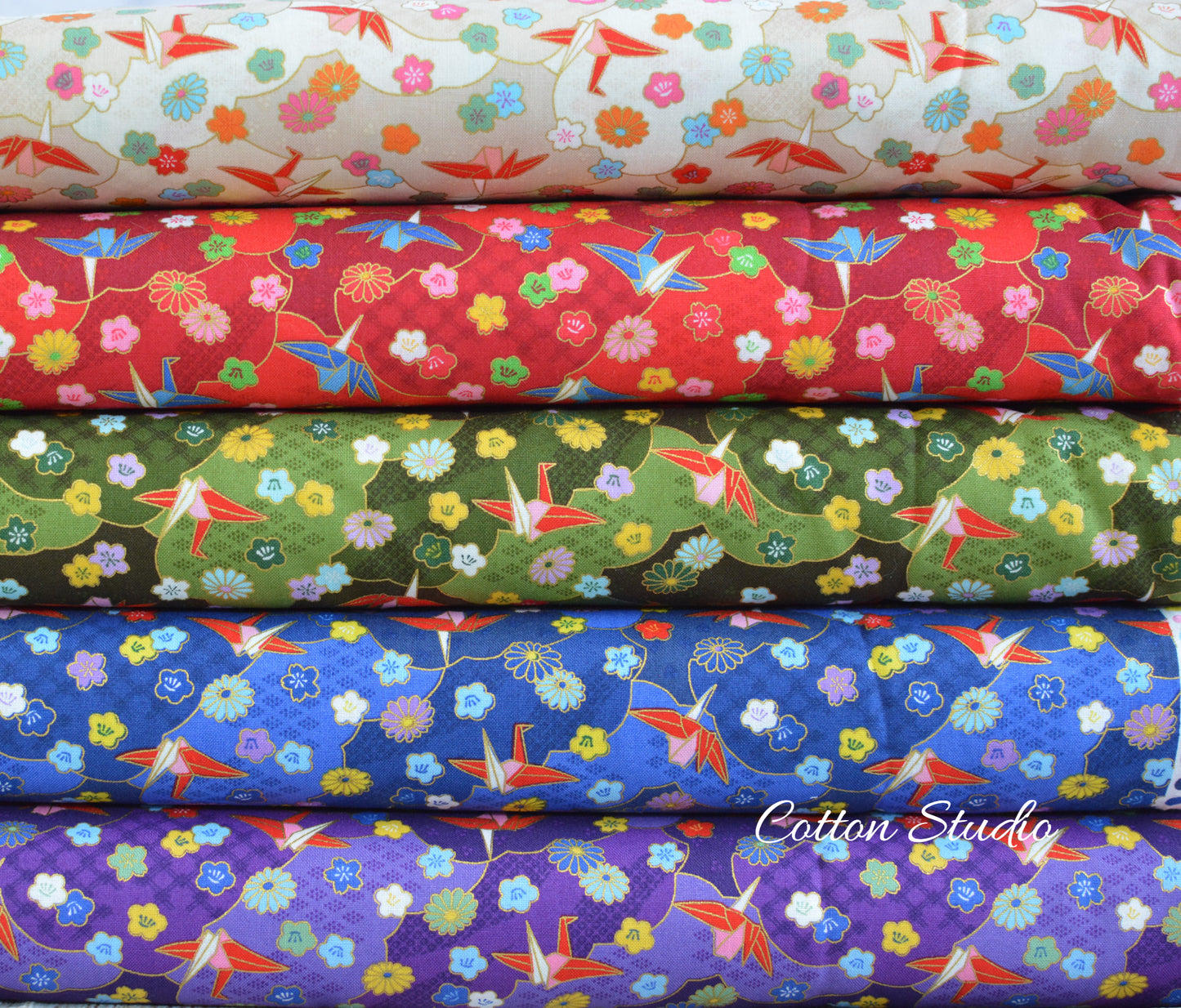 Paper Cranes Sakura Kiku with Metallic Gold Fat Quarter Set