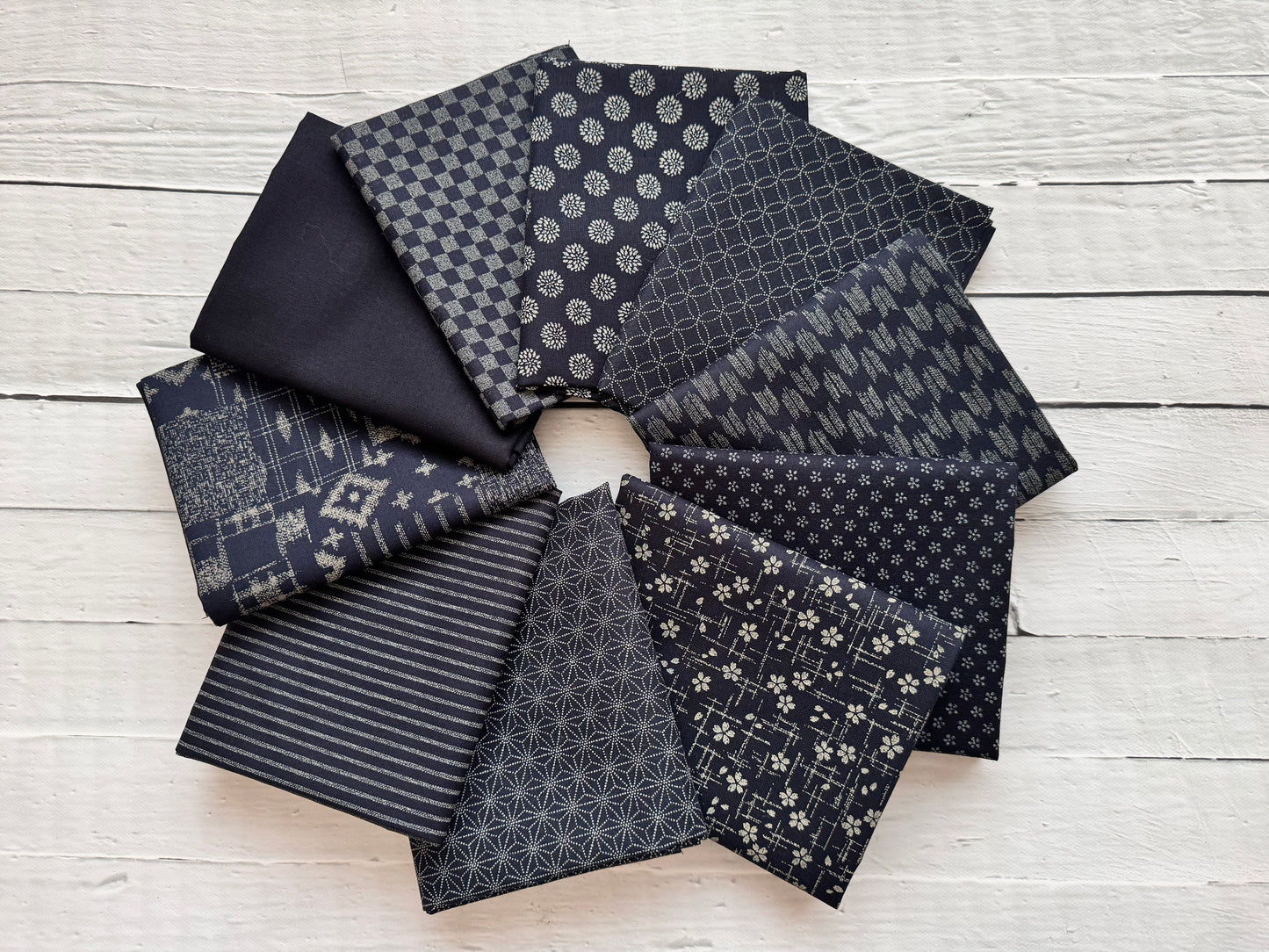 Traditional Print Japanese Fabric Fat Quarter Set Indigo